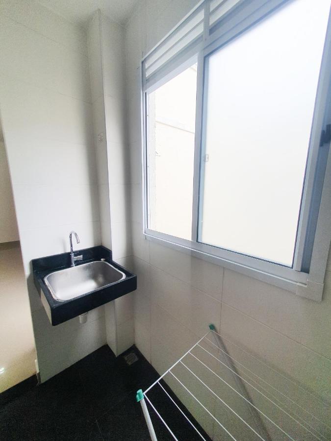 Apartamento Perto Da Praia E Do Aeroporto Appartamento Lauro de Freitas Esterno foto