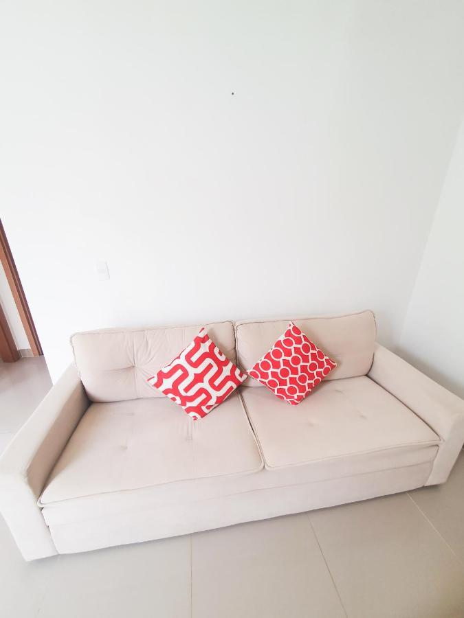 Apartamento Perto Da Praia E Do Aeroporto Appartamento Lauro de Freitas Esterno foto