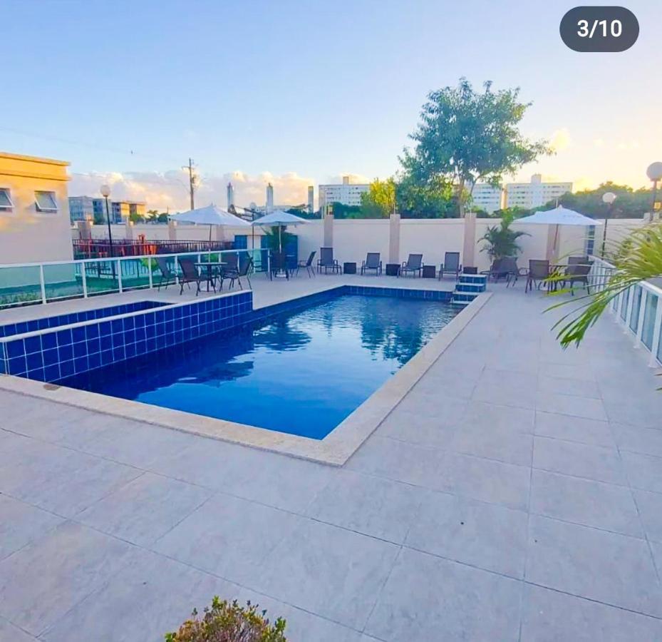Apartamento Perto Da Praia E Do Aeroporto Appartamento Lauro de Freitas Esterno foto